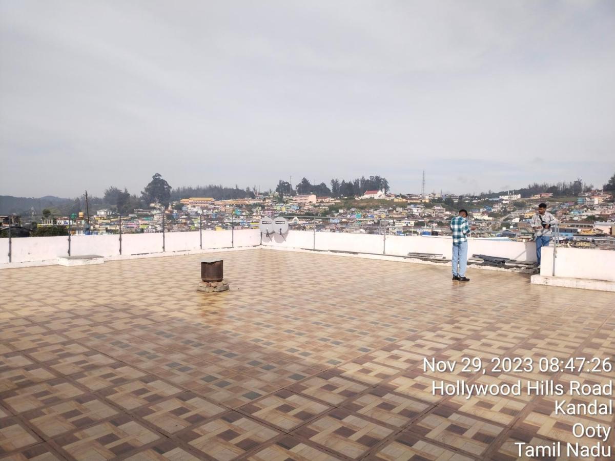 J J Homes Ooty Exterior foto